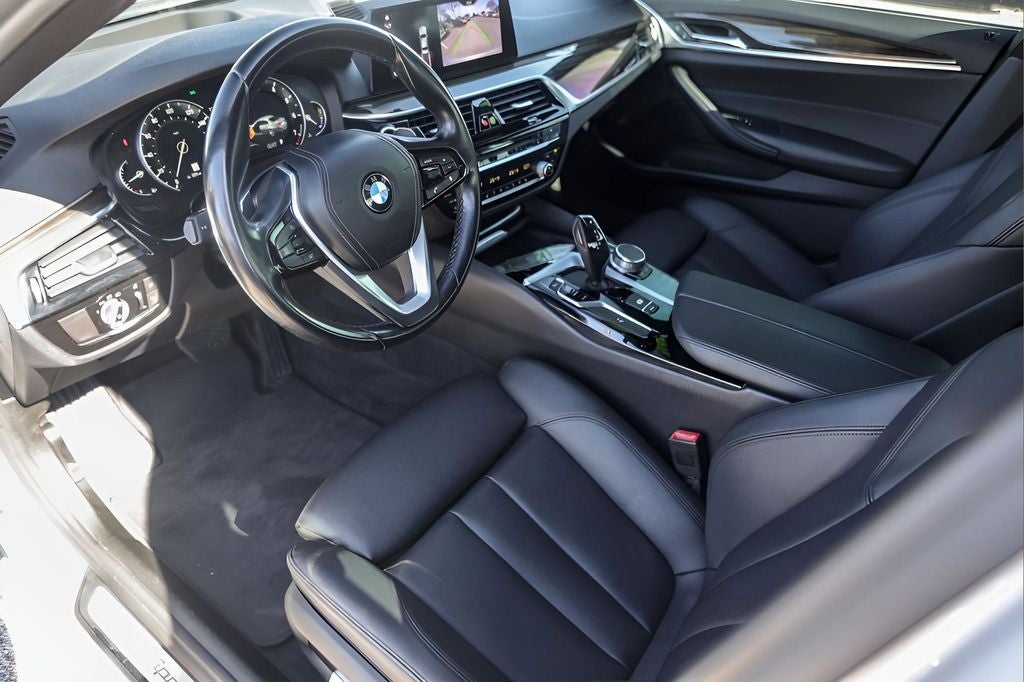 2019 BMW 5 Series 530i