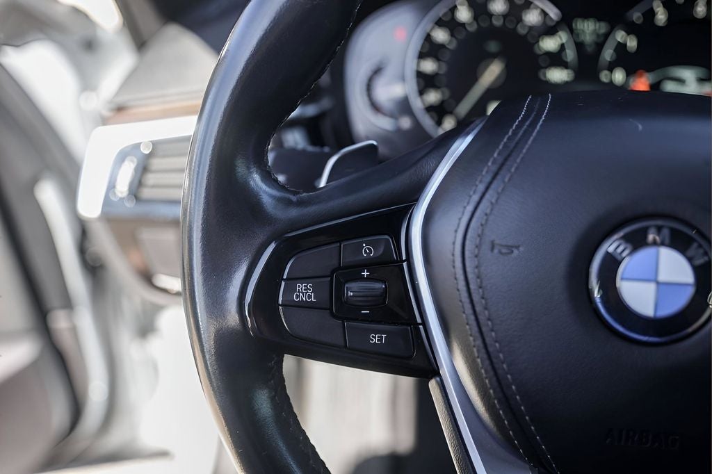 2019 BMW 5 Series 530i