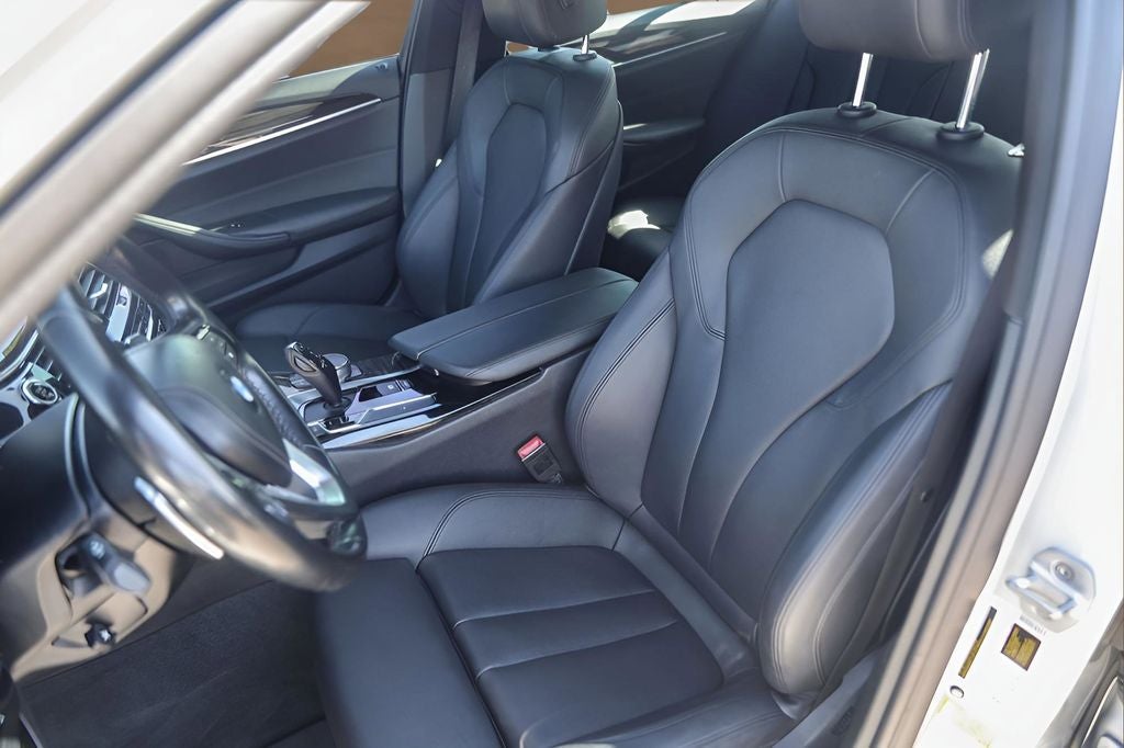 2019 BMW 5 Series 530i