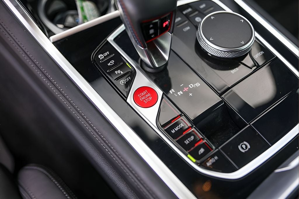 2025 BMW M8 Competition