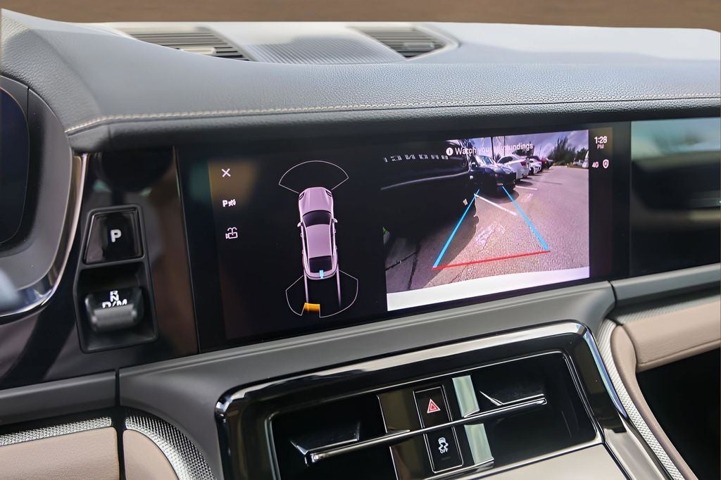 2024 Porsche Panamera Base