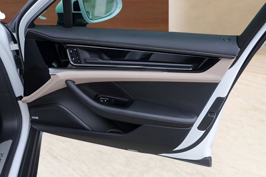 2024 Porsche Panamera Base