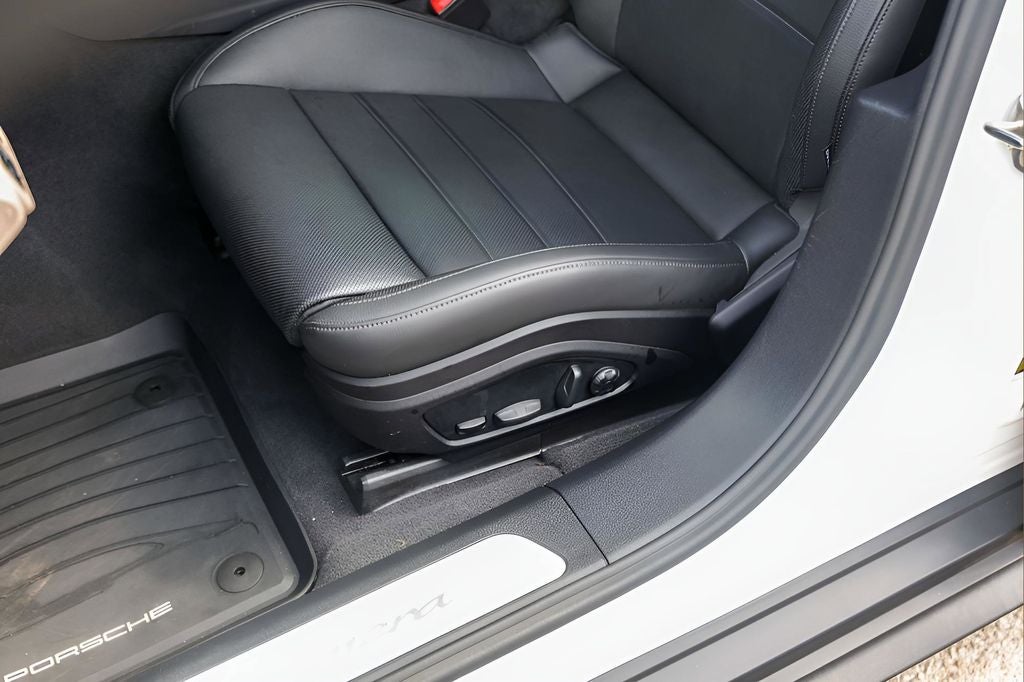 2024 Porsche Panamera Base