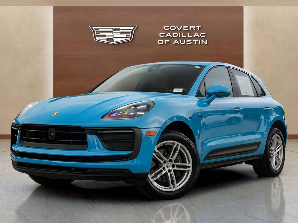 2022 Porsche Macan Base