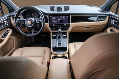 2022 Porsche Macan Base