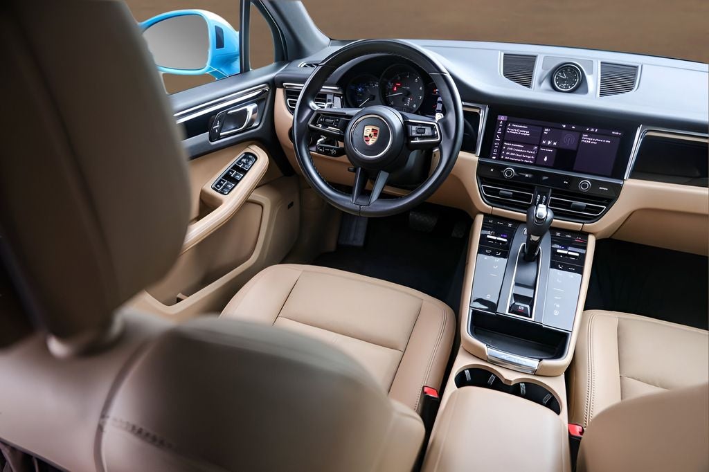 2022 Porsche Macan Base