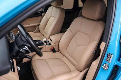 2022 Porsche Macan Base