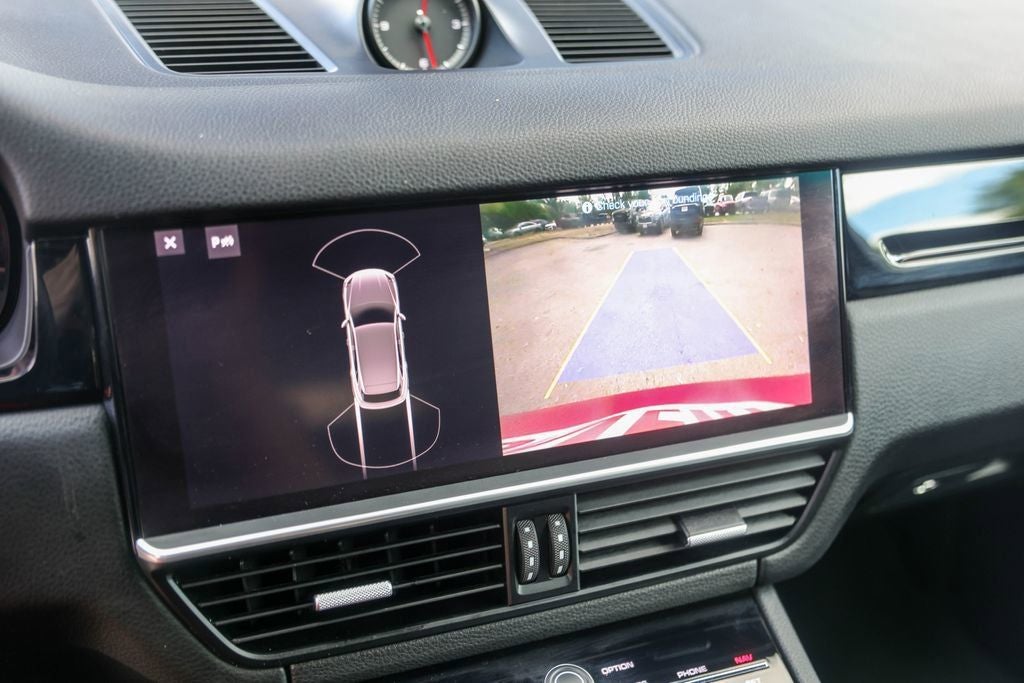 2021 Porsche Cayenne Base