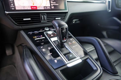 2021 Porsche Cayenne Base