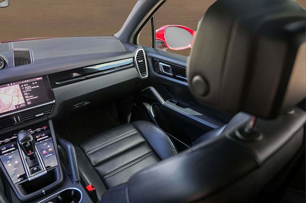 2021 Porsche Cayenne Base