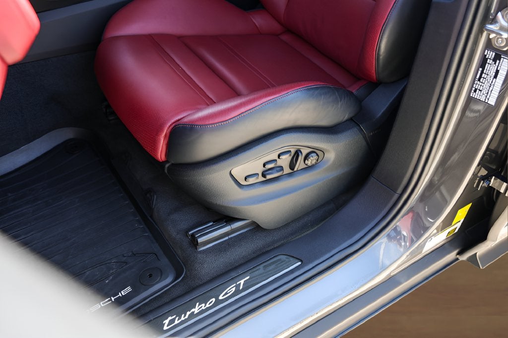 2024 Porsche Cayenne Coupe Turbo GT