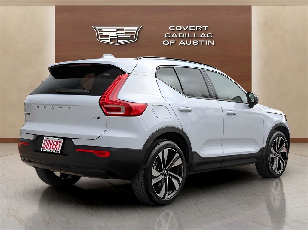 2024 Volvo XC40 Ultimate