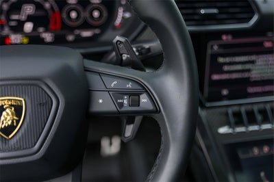 2024 Lamborghini Urus Performante