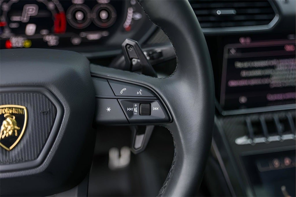 2024 Lamborghini Urus Performante