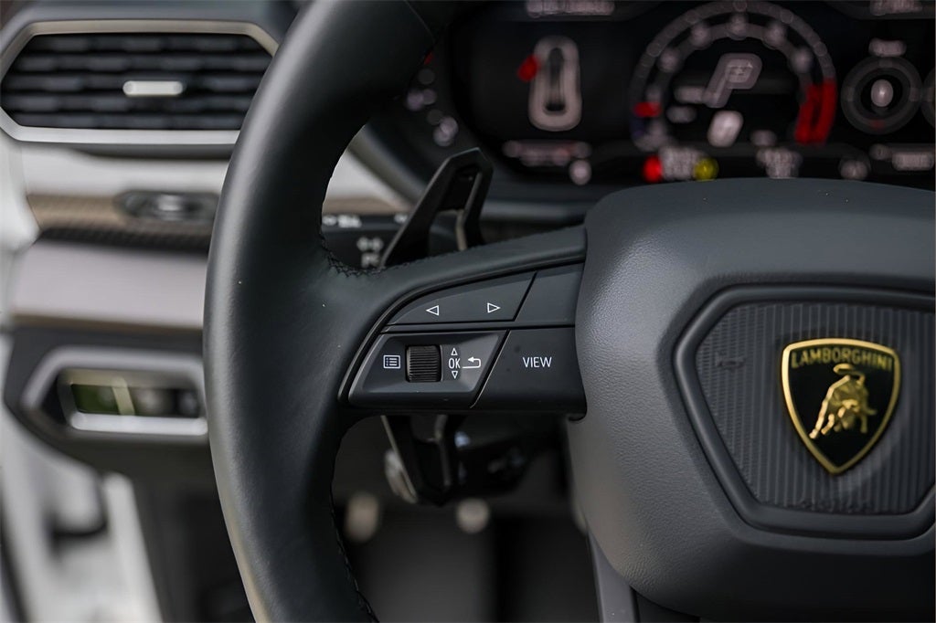 2024 Lamborghini Urus Performante