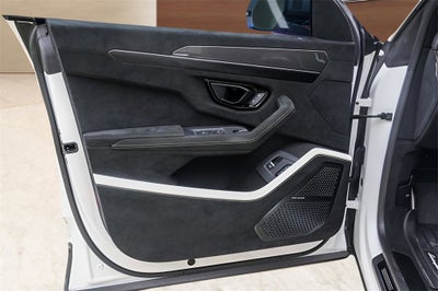 2024 Lamborghini Urus Performante