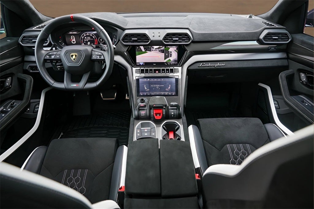 2024 Lamborghini Urus Performante