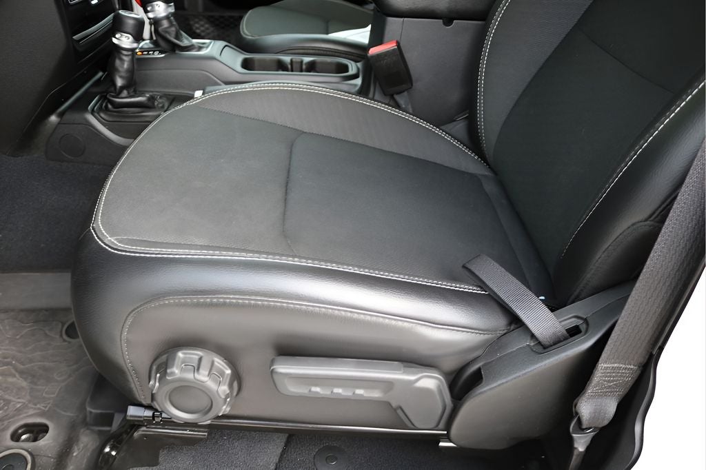 2023 Jeep Wrangler Base