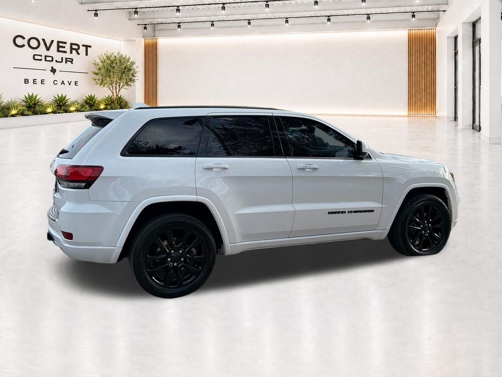 2017 Jeep Grand Cherokee Altitude
