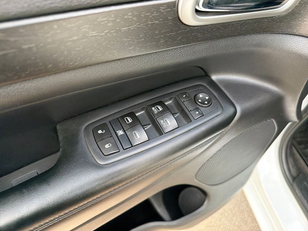 2017 Jeep Grand Cherokee Altitude