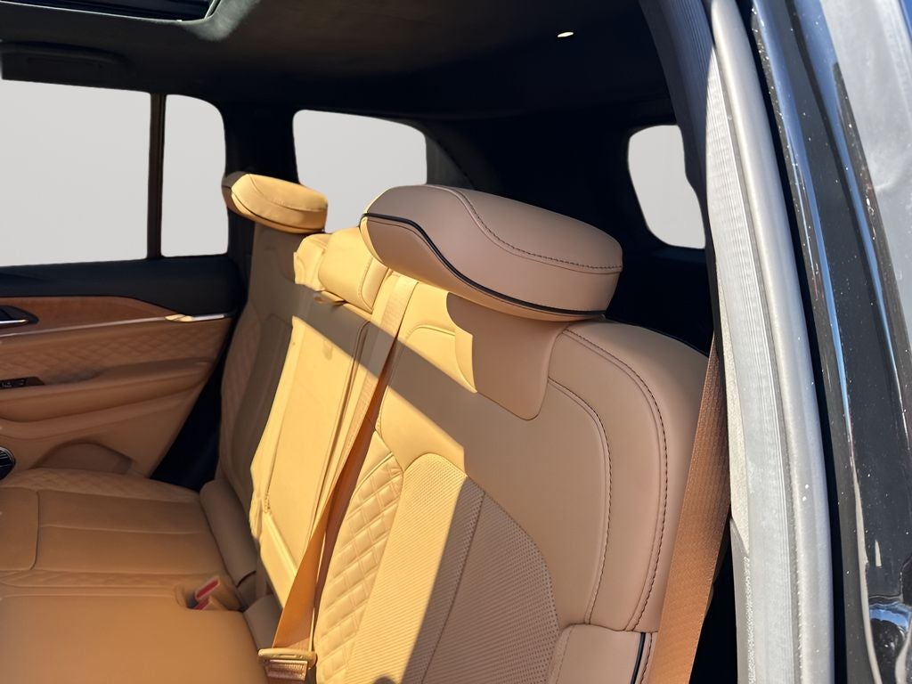 2024 Jeep Grand Cherokee Summit