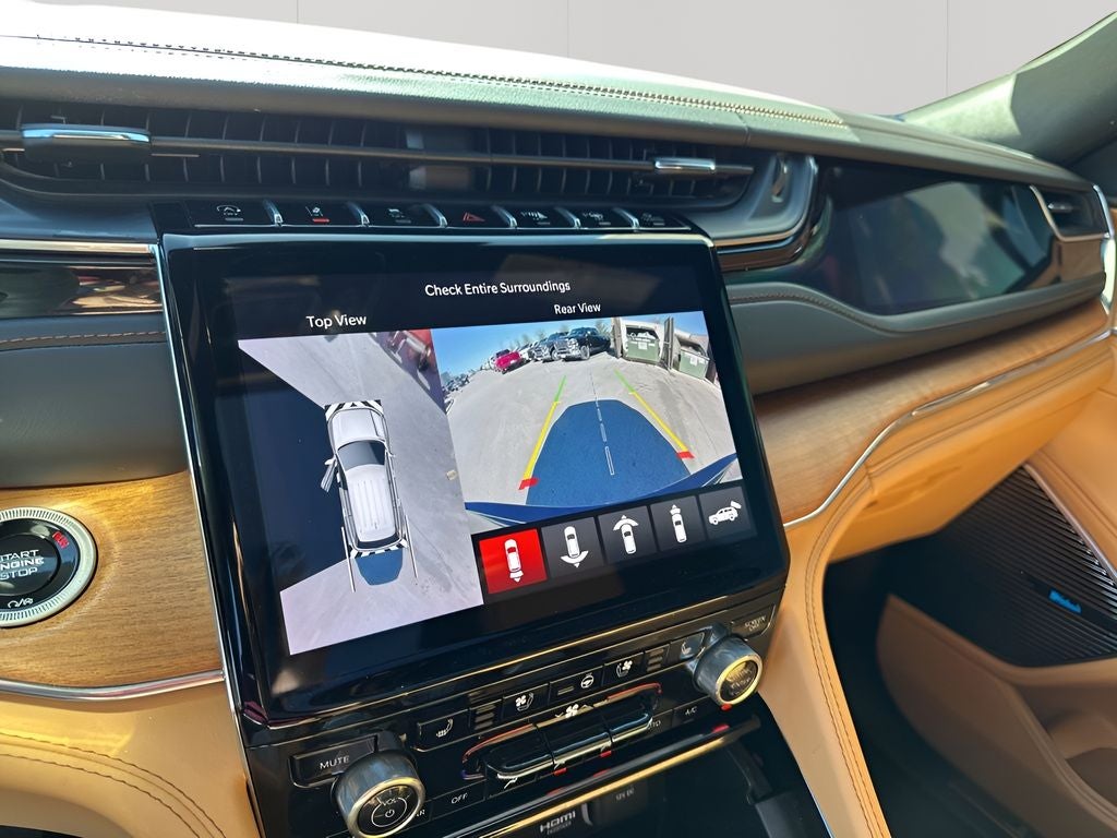 2024 Jeep Grand Cherokee Summit