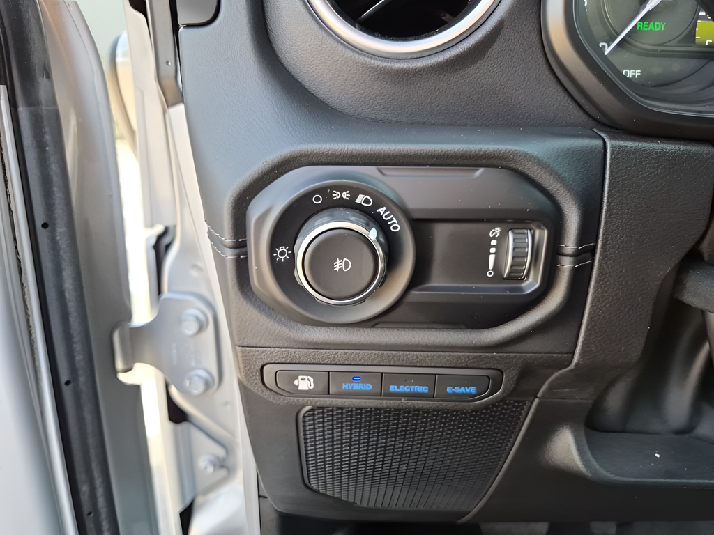 2024 Jeep Wrangler Sahara 4xe