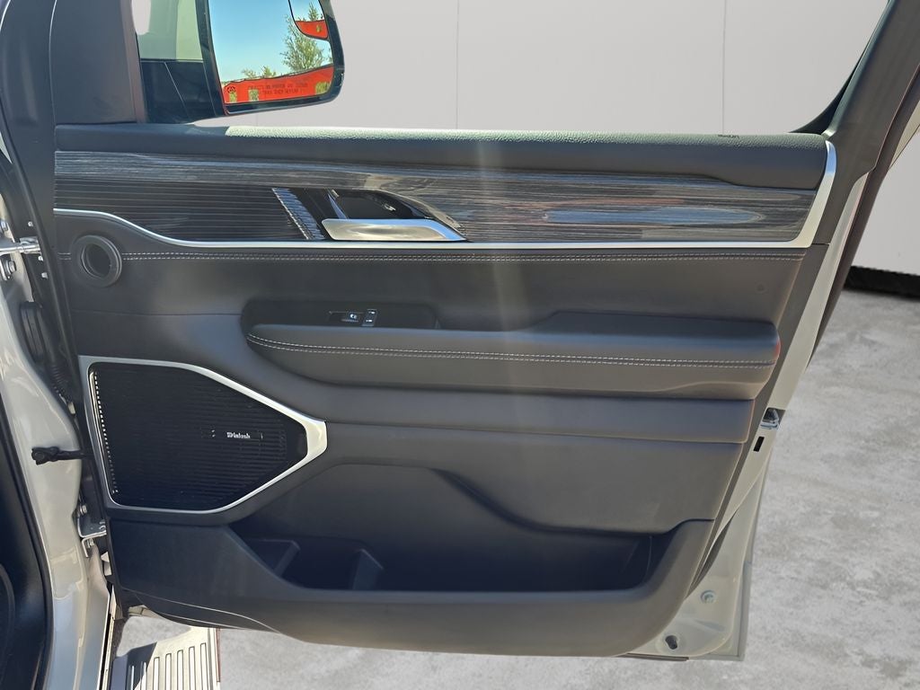 2022 Jeep Wagoneer Series III