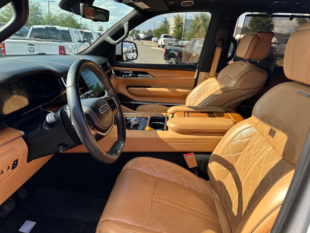 2022 Jeep Grand Wagoneer Series III