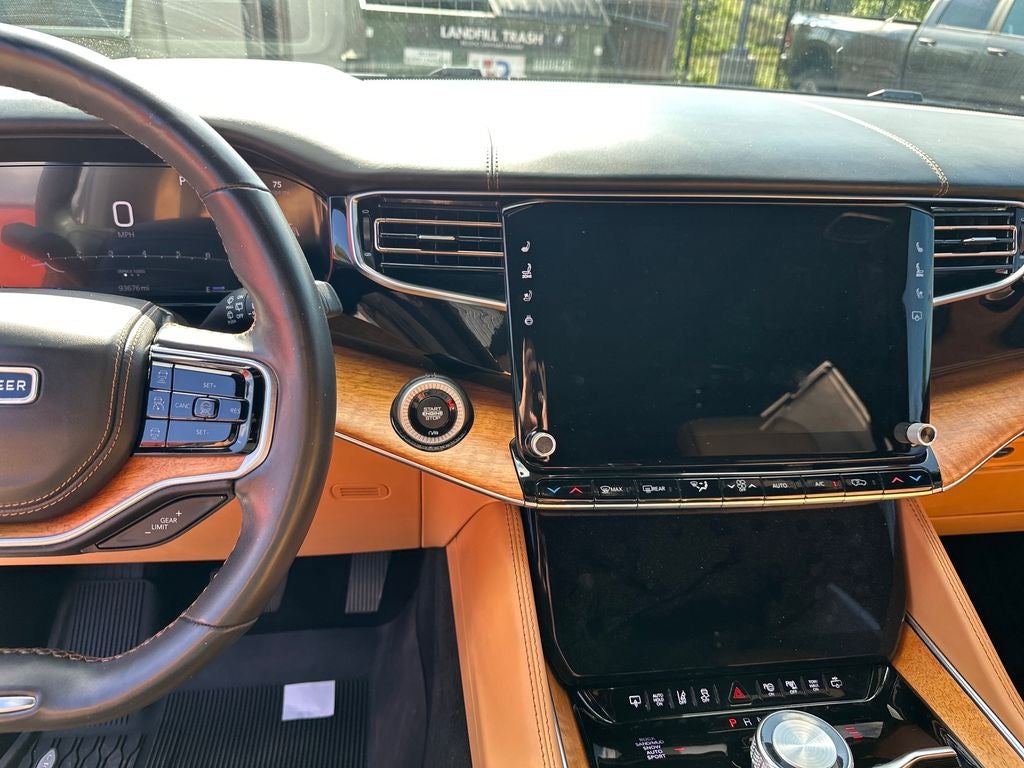 2022 Jeep Grand Wagoneer Series III