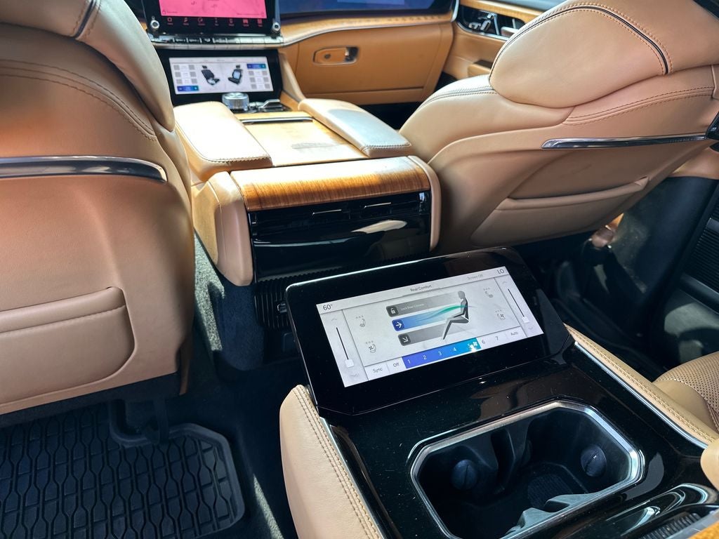 2022 Jeep Grand Wagoneer Series III