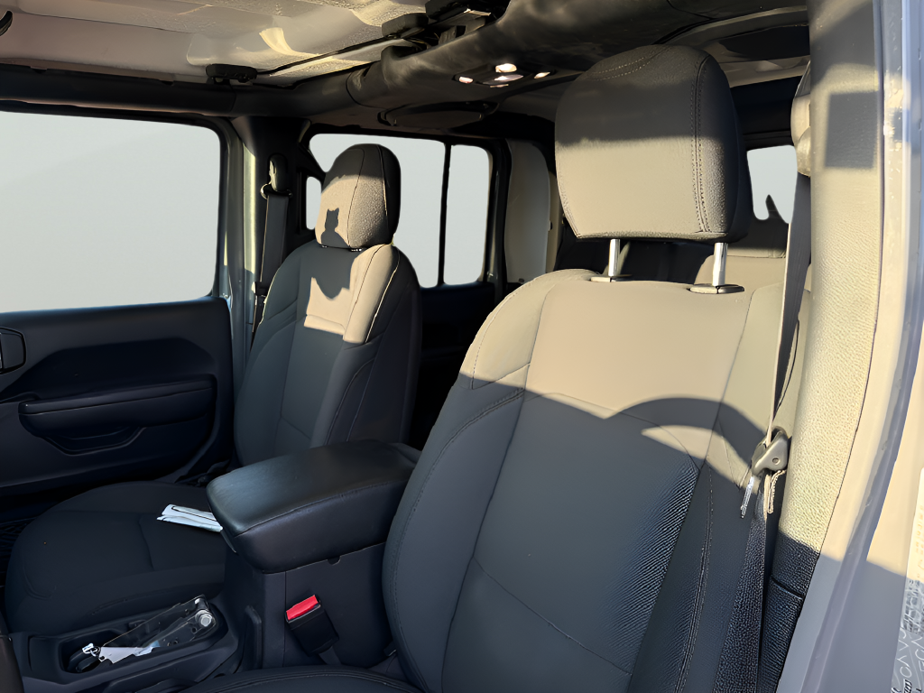 2022 Jeep Gladiator Willys