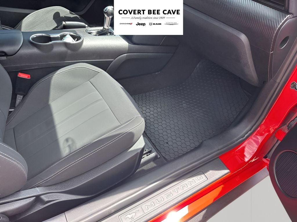 2020 Ford Mustang EcoBoost