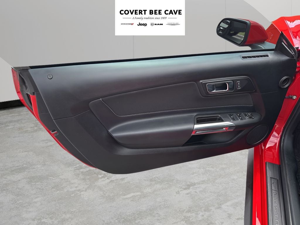 2020 Ford Mustang EcoBoost