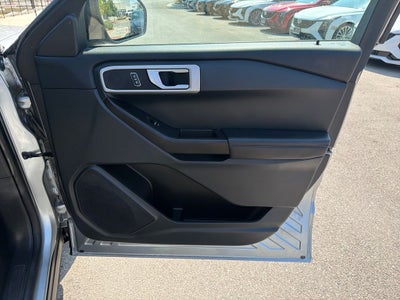2021 Ford Explorer Base