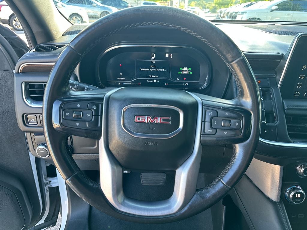 2023 GMC Yukon XL SLE