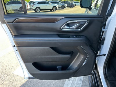 2023 GMC Yukon XL SLE