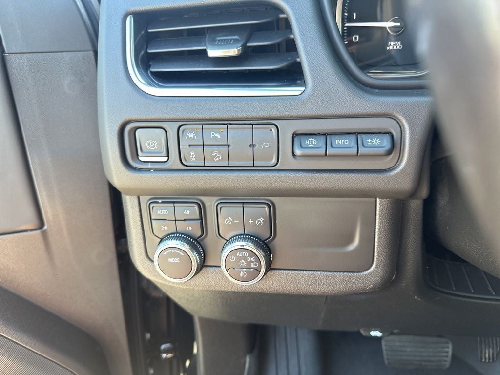 2021 GMC Yukon XL AT4