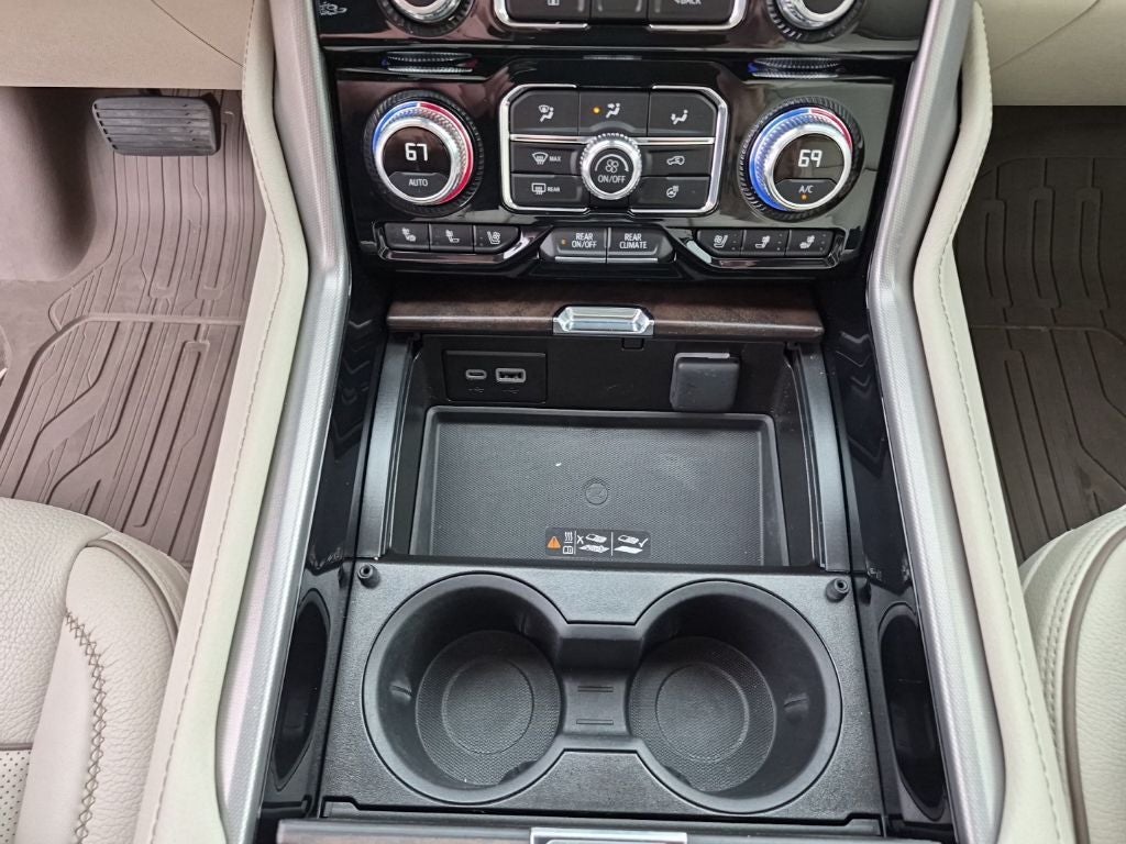 2024 GMC Yukon XL Denali