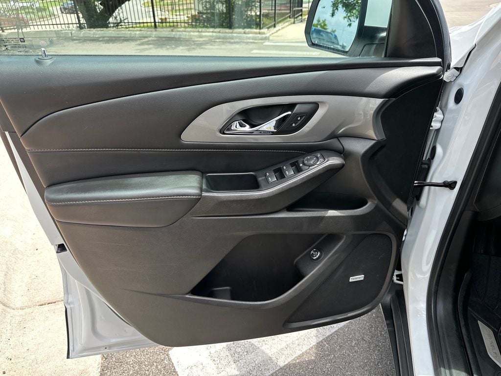 2021 Chevrolet Traverse RS