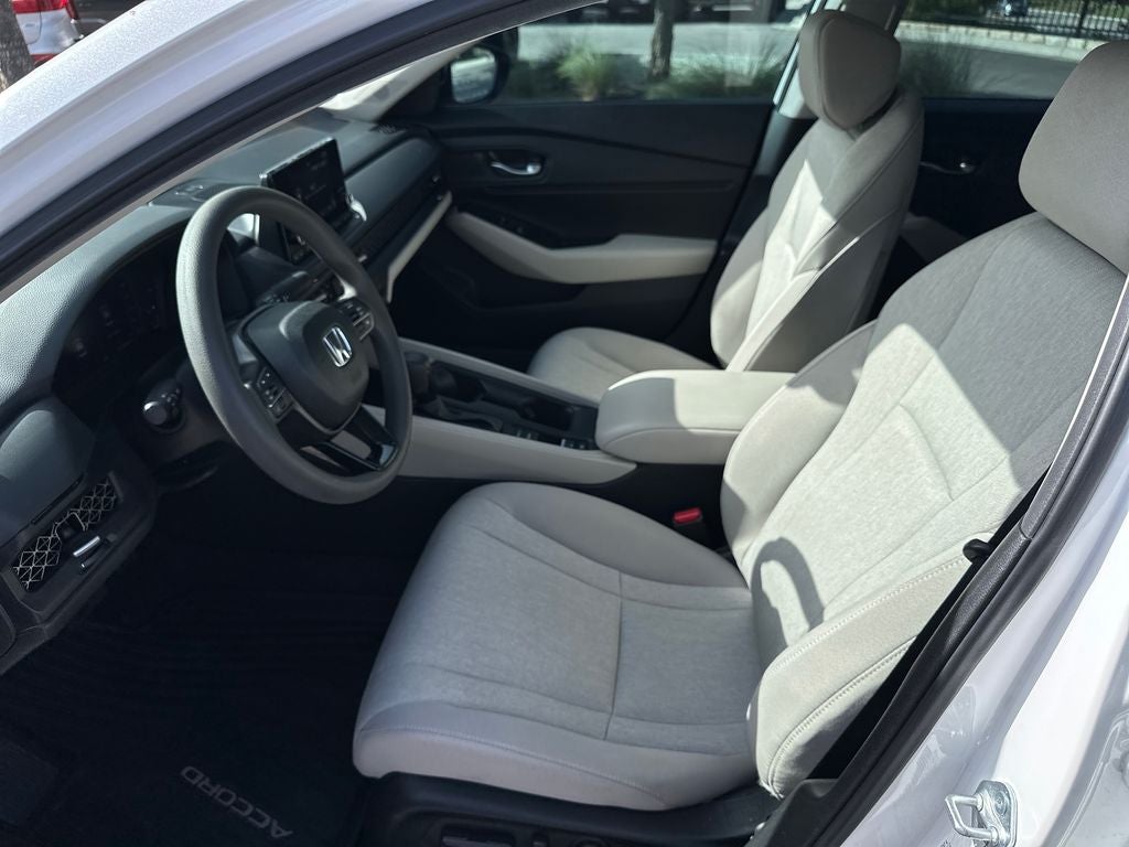 2025 Honda Accord SE