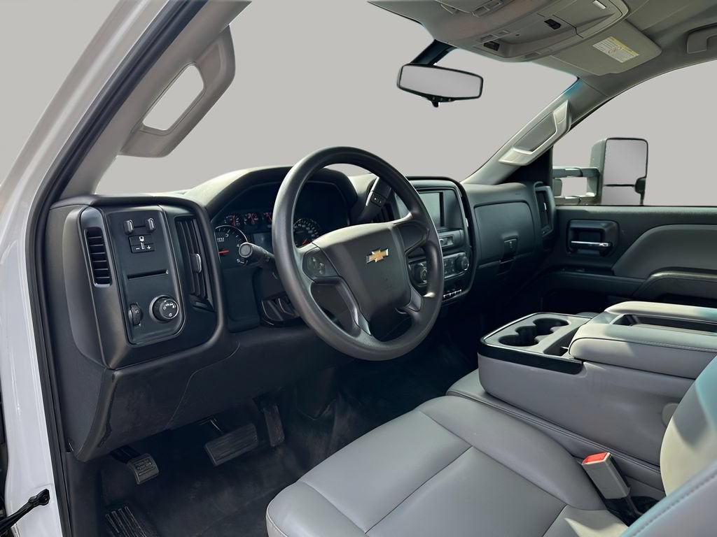 2022 Chevrolet Silverado 6500HD Base
