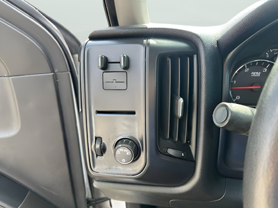 2022 Chevrolet Silverado 6500HD 1WT
