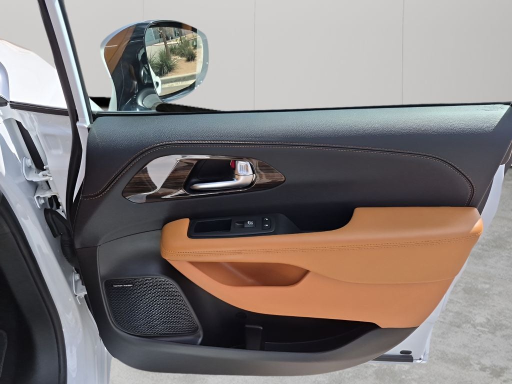 2023 Chrysler Pacifica Hybrid Pinnacle