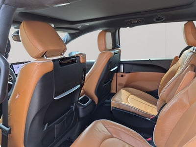 2023 Chrysler Pacifica Hybrid Pinnacle