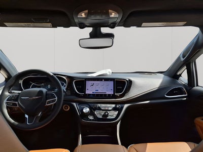 2023 Chrysler Pacifica Hybrid Pinnacle