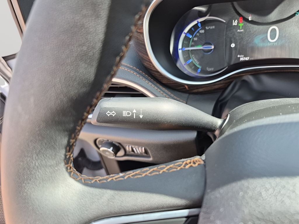 2023 Chrysler Pacifica Hybrid Pinnacle