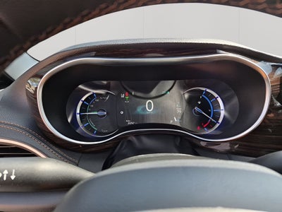 2023 Chrysler Pacifica Hybrid Pinnacle