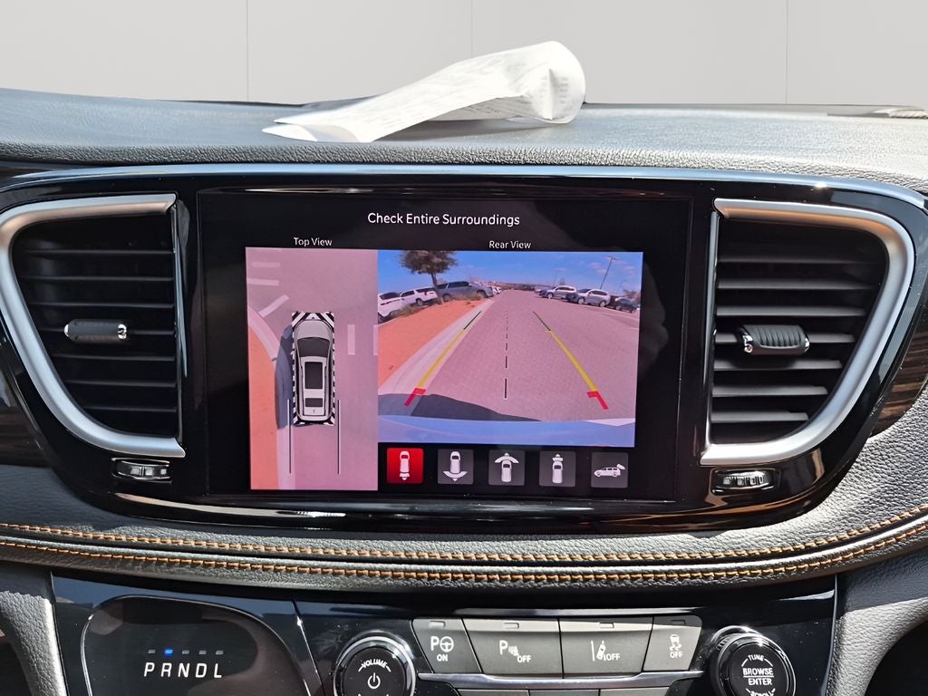 2023 Chrysler Pacifica Hybrid Pinnacle