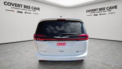 2023 Chrysler Pacifica Hybrid Pinnacle